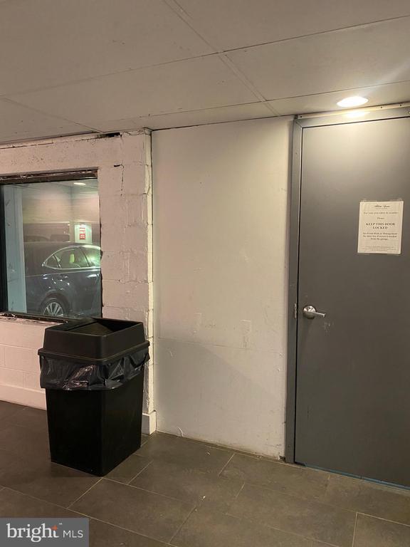 Building Photo - 200 Lombard St