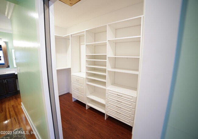 Building Photo - 2010 3rd St