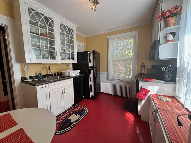 Building Photo - 9 Whitfield Pl