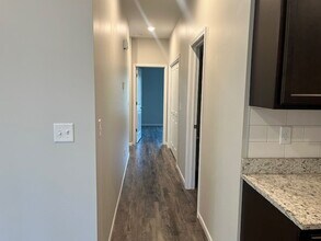 Building Photo - 3 Bedroom 2 Bath Duplex Located in Andover