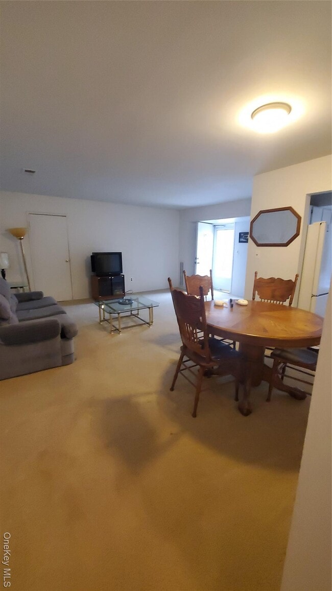 Building Photo - 11 Laramie Ct