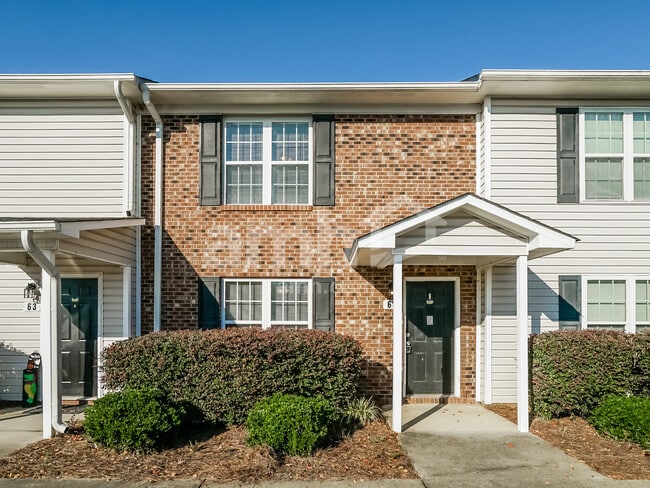 Building Photo - 67 Wolf Creek Ln