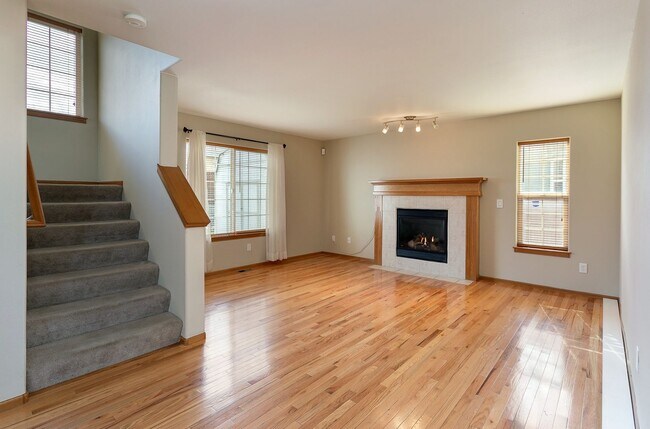Building Photo - 4715 Bedford Ave