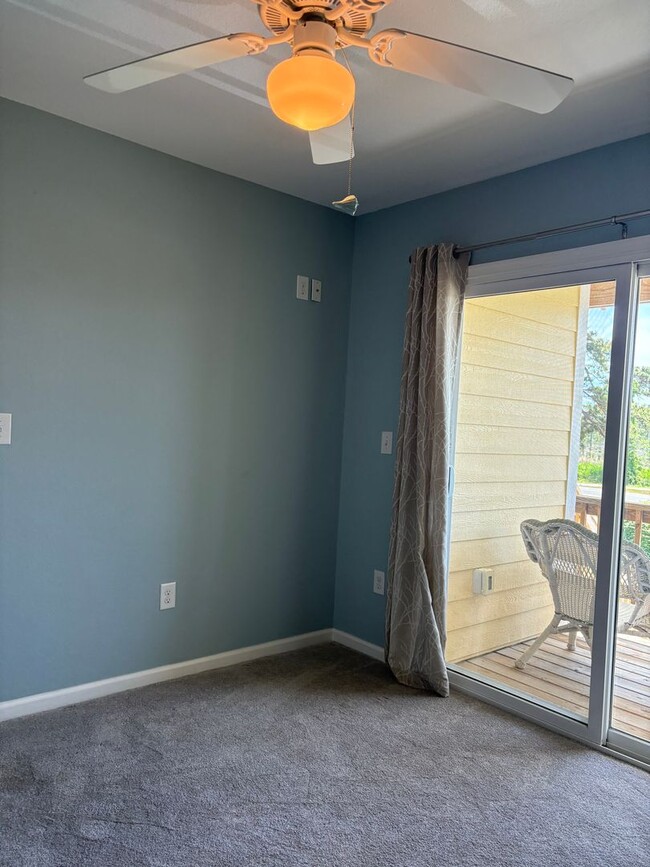 Building Photo - 3 Bedroom 3 Bath Home in Kill Devil Hills ...