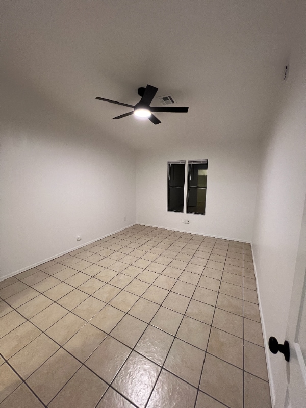 Building Photo - 922 Turtle Creek Dr