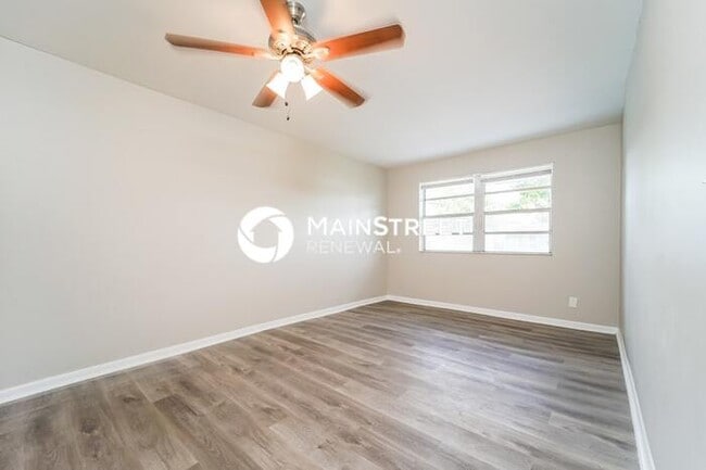 Building Photo - 3 Bedroom Pet-Friendly Home in Fort Lauder...