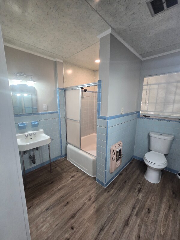 Building Photo - 1615 Cincinnati Ave