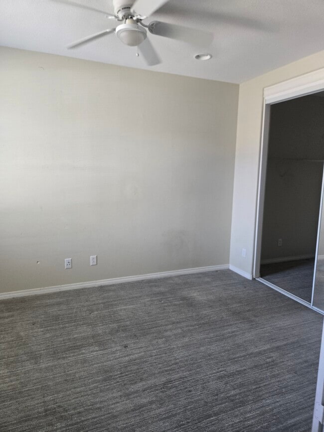 Building Photo - 3649 Mountain Shadows Ct