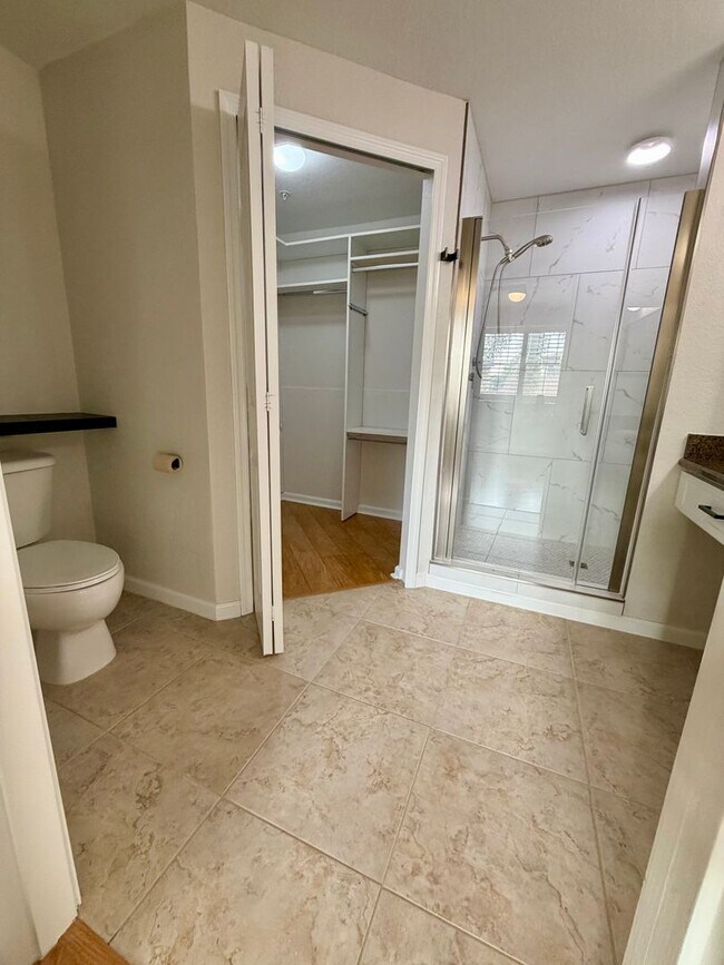 Building Photo - 12965 Positano Cir