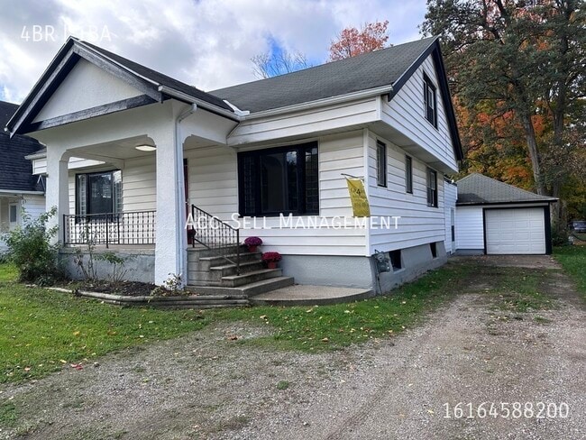 Building Photo - 14535 16th Ave