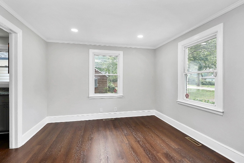 Building Photo - 5726 Oak Dr