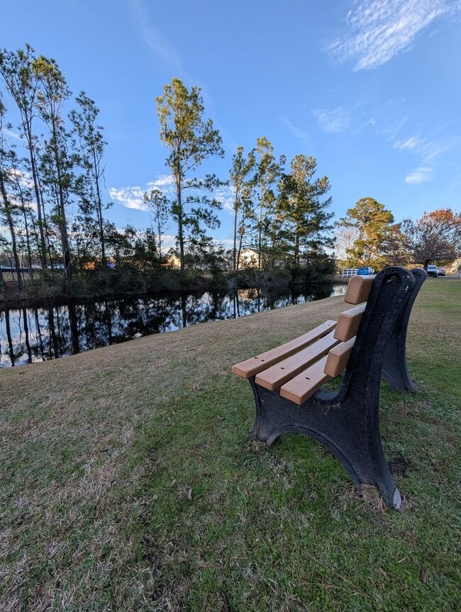 Building Photo - 3BR / 2BA Condo for Rent – Southbridge (Water View)