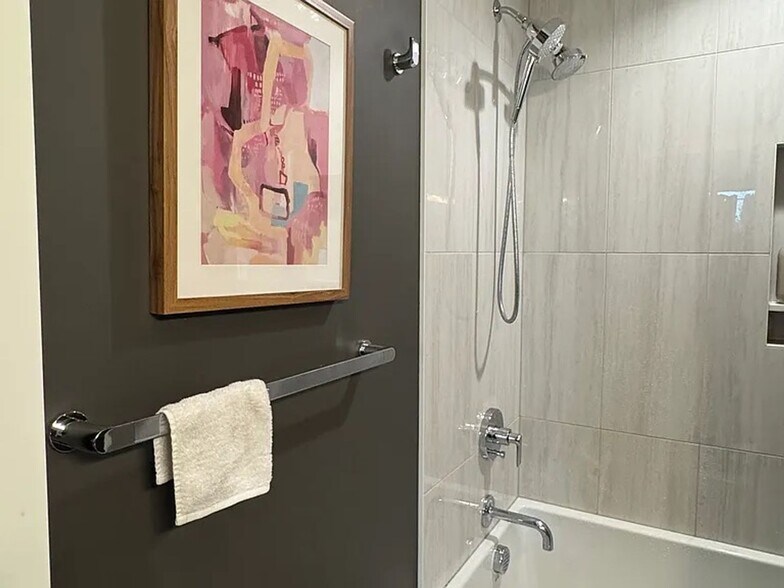 Building Photo - New Construction!