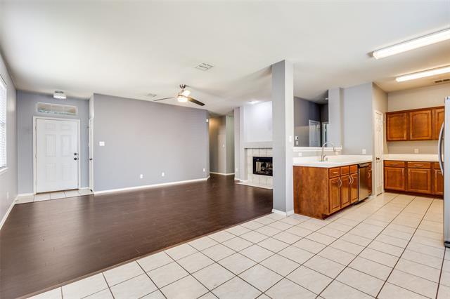 Building Photo - 6412 Courtyards Dr