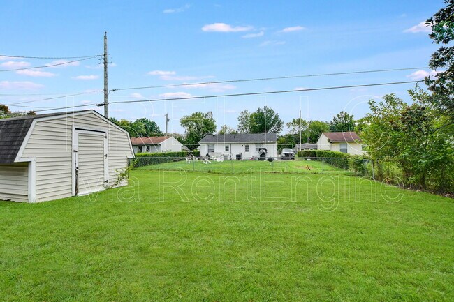 Building Photo - 4508 E Indian Trail