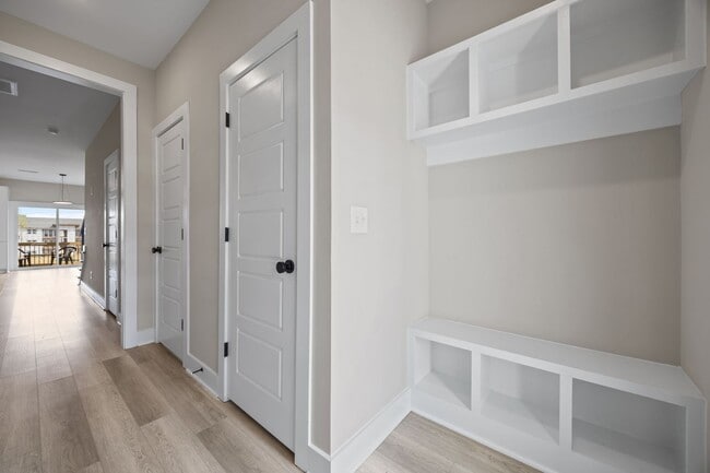 Building Photo - Stylish & Spacious Home in Prime Durham Location – Modern Living with Comfort & Convenience