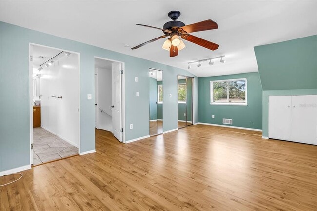 Building Photo - 6519 27th Way N