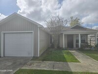 Building Photo - 2835 Altha Ave