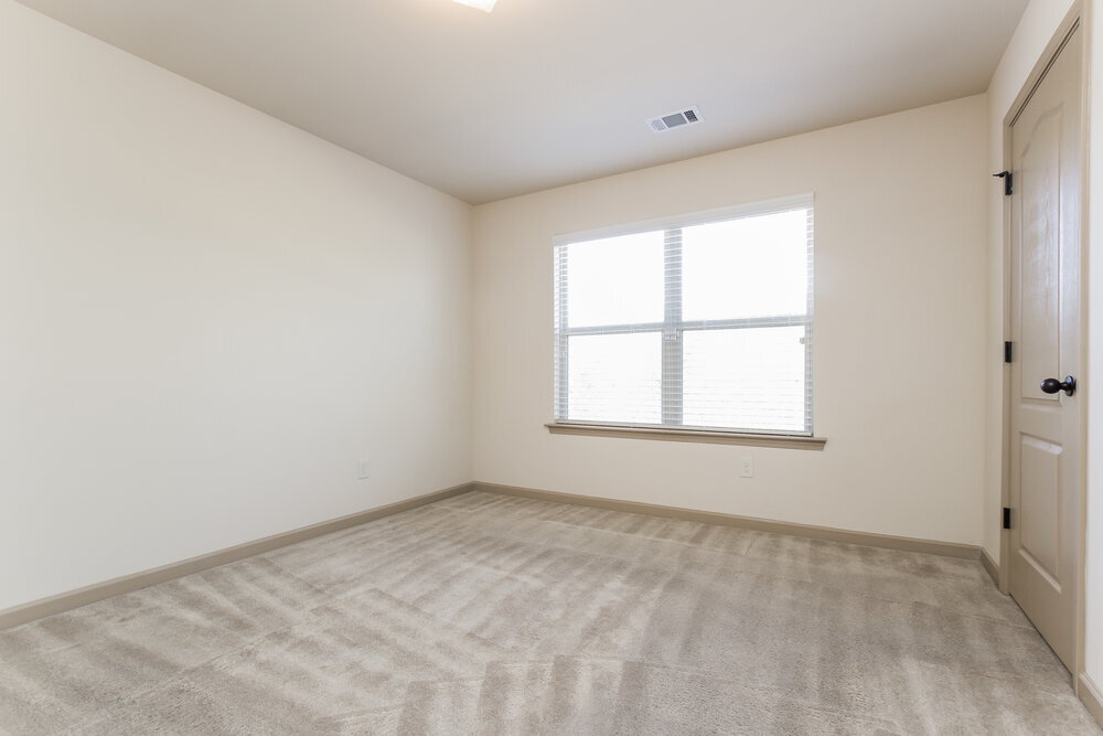 Building Photo - 500 Ballyshannon Dr