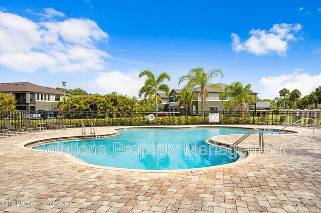 Building Photo - 1375 Lara Cir