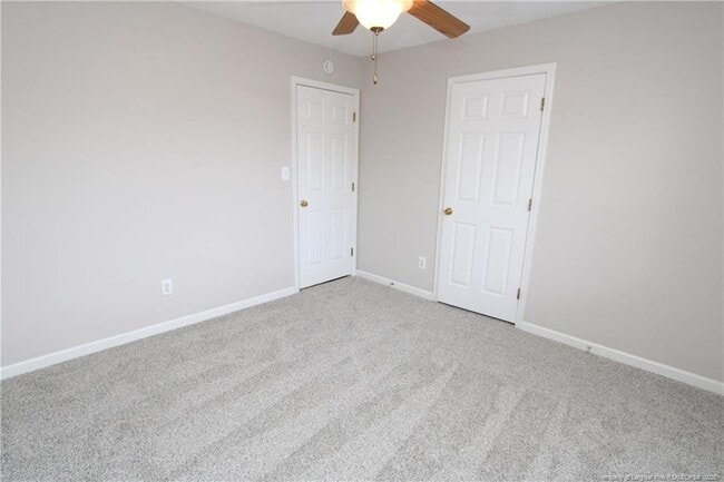 Building Photo - 101 Lake Meadow Dr