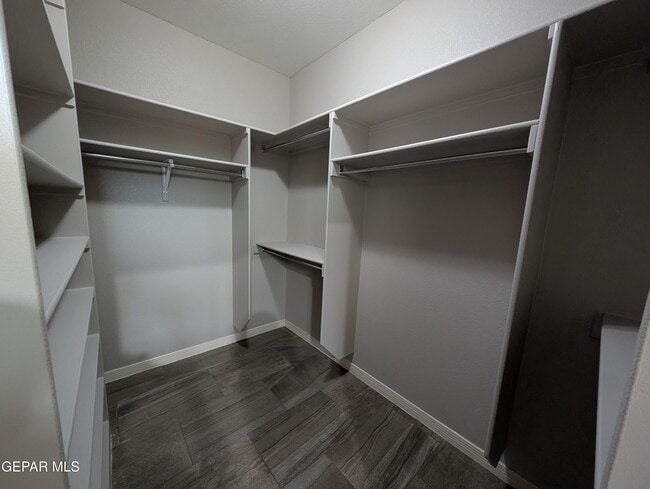 Building Photo - 2144 Carlos Leon