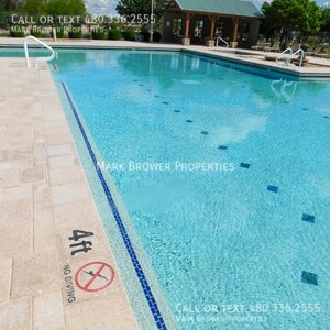 Building Photo - 1204 E Blackfoot Daisy Dr