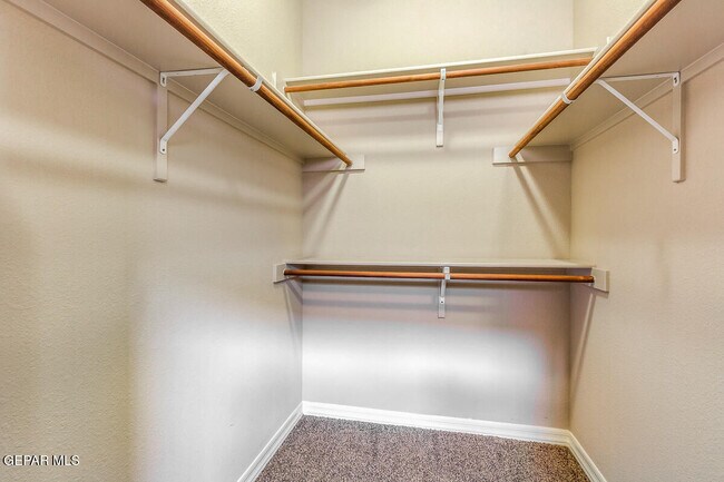 Building Photo - 14340 Apache Point Dr