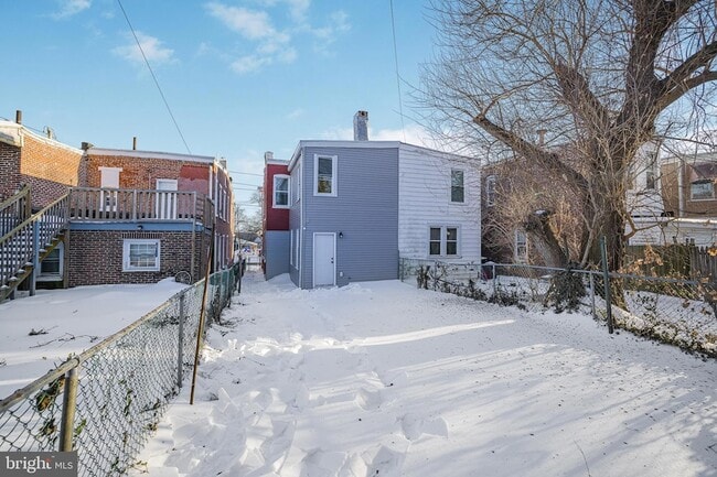 Building Photo - 2321 Tatnall St
