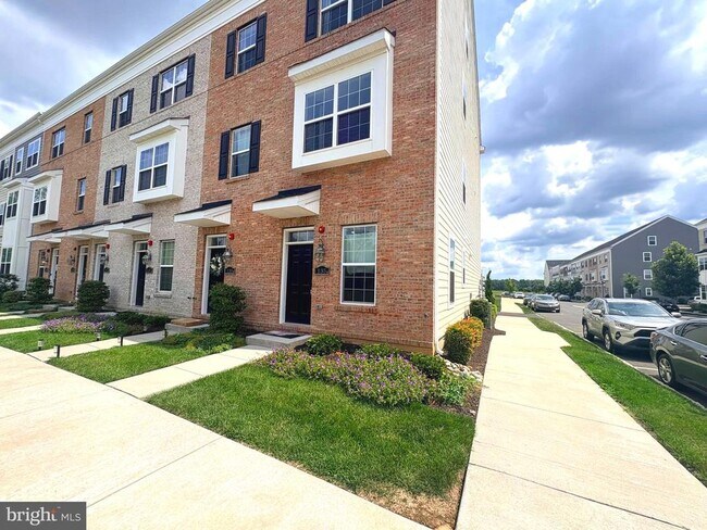 Building Photo - 135A Annapolis St
