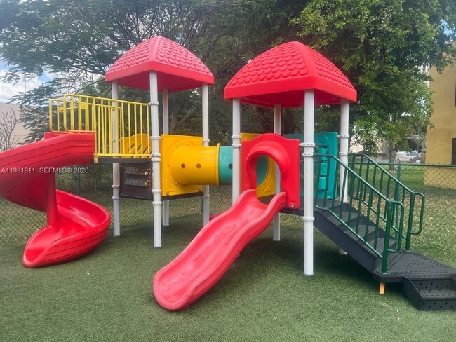 Building Photo - 536 NW 114th Ave