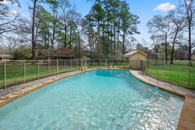 Building Photo - 15347 Conroe Dr