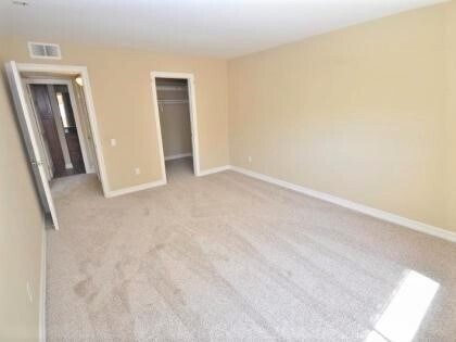 Building Photo - 15353 Maturin Dr
