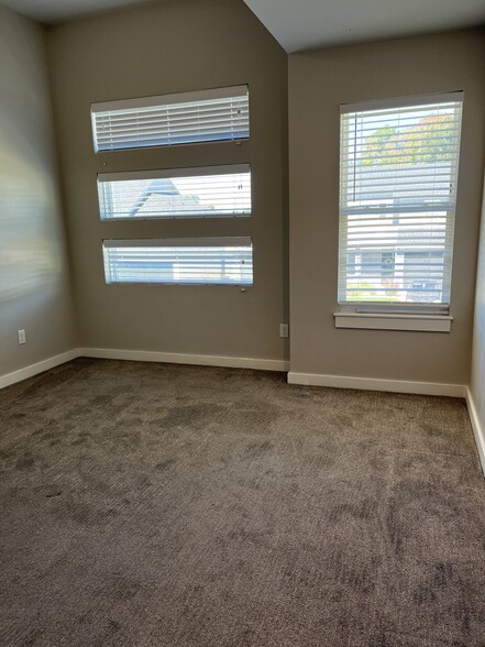 Bedroom - 10637 Brothers Ln