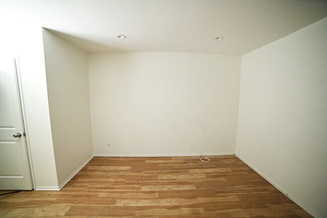 Building Photo - Newly remodeled studio in a gated building with pool and laundry room!