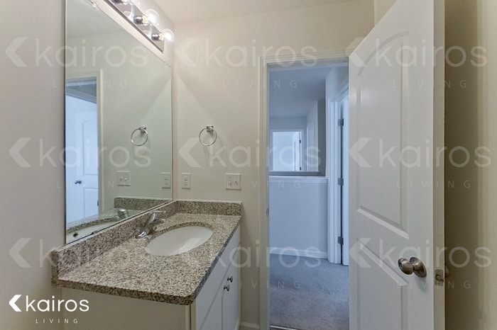 Building Photo - 834 VISTAMOUNT PATH