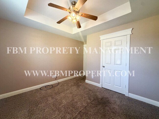Building Photo - 163 Highland Dr