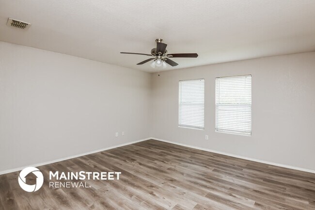 Building Photo - 1601 Queens Brook Ln