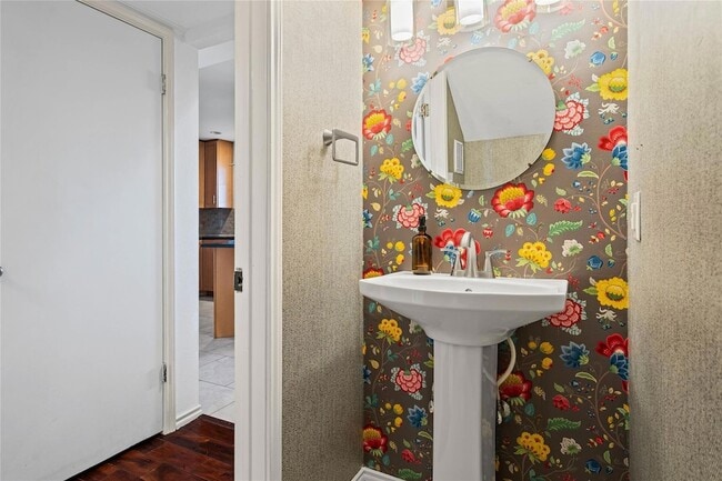 Building Photo - 1801 Broken Shoe Cove