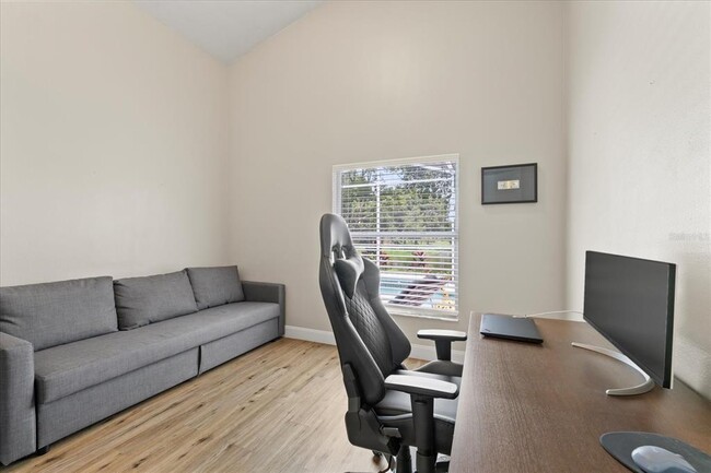 Building Photo - 6620 Colonial Lake Dr