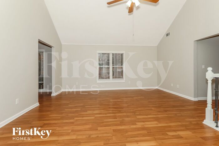 Building Photo - 3167 Lake Ranch Dr