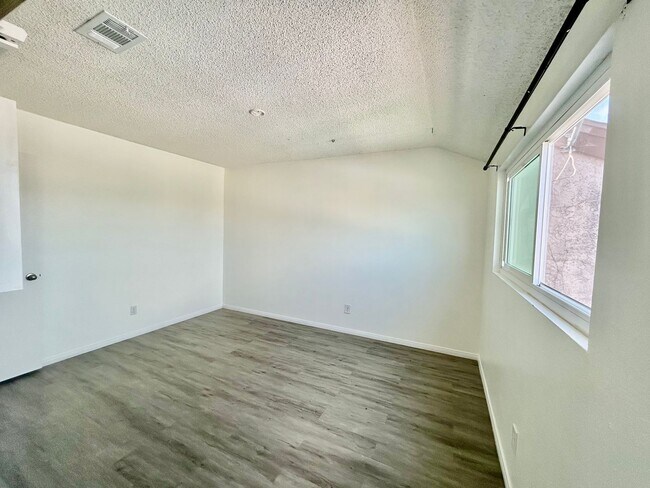Building Photo - $3,995! Excellent 3-Bedroom Condo! 90716!