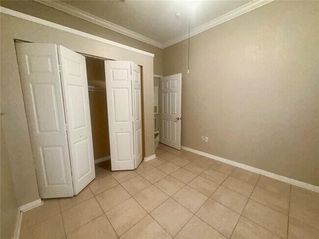 Building Photo - 145 Reserve Cir