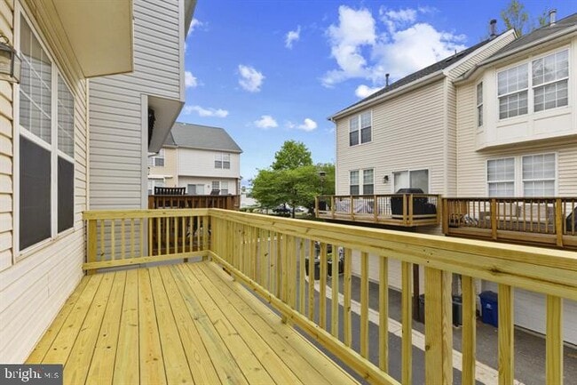 Building Photo - 46212 Walpole Terrace