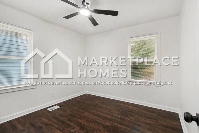 Building Photo - 2996 Palm Dr