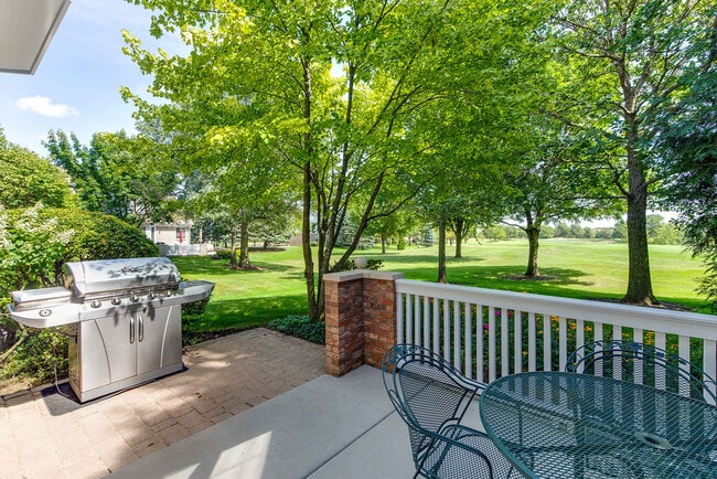 Building Photo - 1999 Trevino Terrace