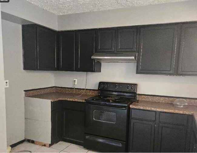 Building Photo - 8718 Brummel Dr