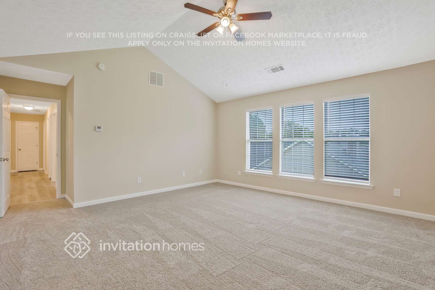 Building Photo - 5749 Cove Ln