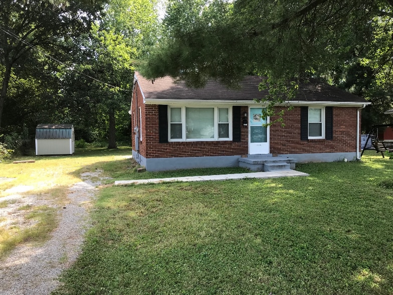 Building Photo - 3204 Donald Dr