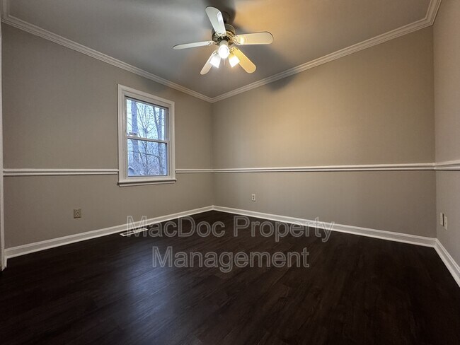 Building Photo - 7301 Drew Ln